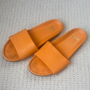 Beeko Women's Vibrant Orange Slide Sandals